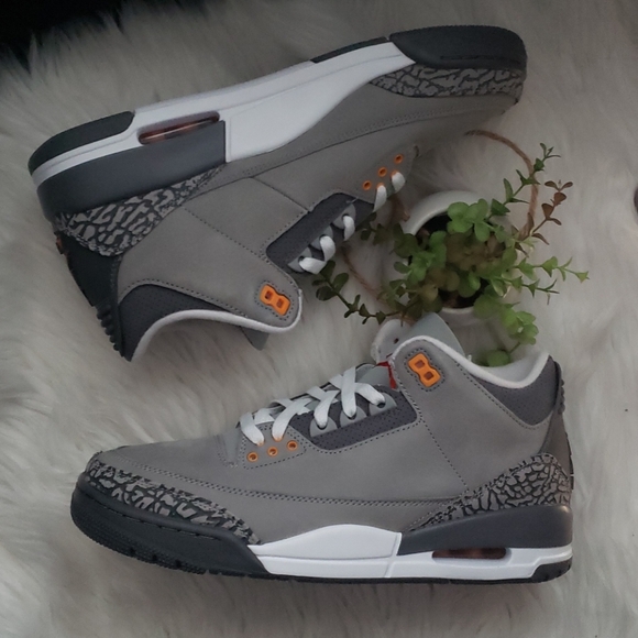 Jordan Air Retro 3 Graphite GrayWhite Sneakers
